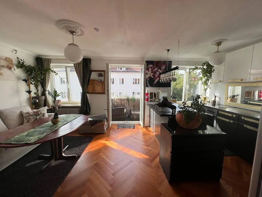 Bestlage Schwabing Ganze Wohnung Munich Apartment